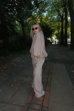 Load image into Gallery viewer, Olivia