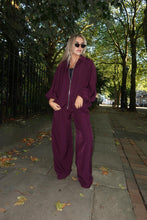 Load image into Gallery viewer, Olivia