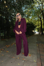 Load image into Gallery viewer, Olivia