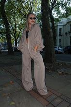 Load image into Gallery viewer, Olivia