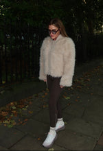 Load image into Gallery viewer, Harlow
