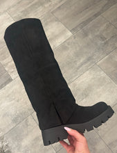 Load image into Gallery viewer, Billie Black faux suede fold down boots

